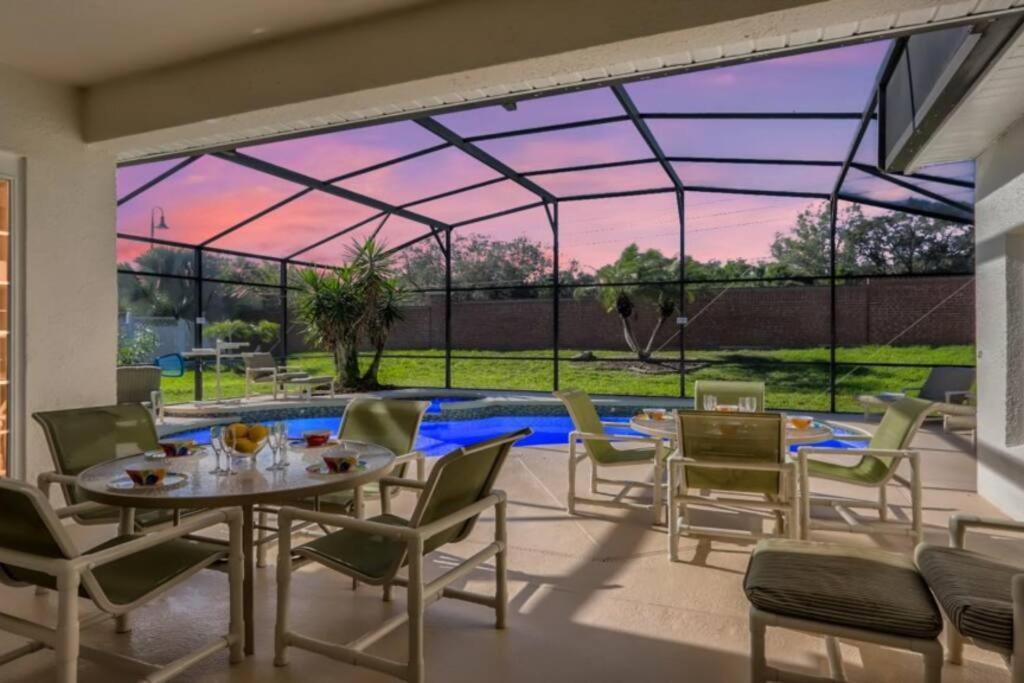 The Marvel Mansion 5Br Pool Home Near Disney World أورلاندو المظهر الخارجي الصورة