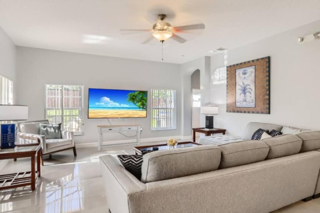 The Marvel Mansion 5Br Pool Home Near Disney World أورلاندو المظهر الخارجي الصورة