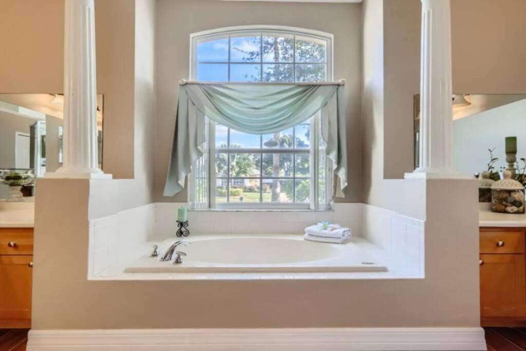The Marvel Mansion 5Br Pool Home Near Disney World أورلاندو المظهر الخارجي الصورة