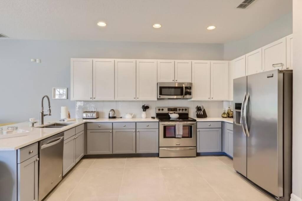 The Marvel Mansion 5Br Pool Home Near Disney World أورلاندو المظهر الخارجي الصورة